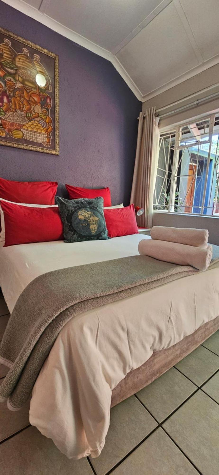 Old Vic Travellers Inn Nelspruit Mbombela Exteriör bild