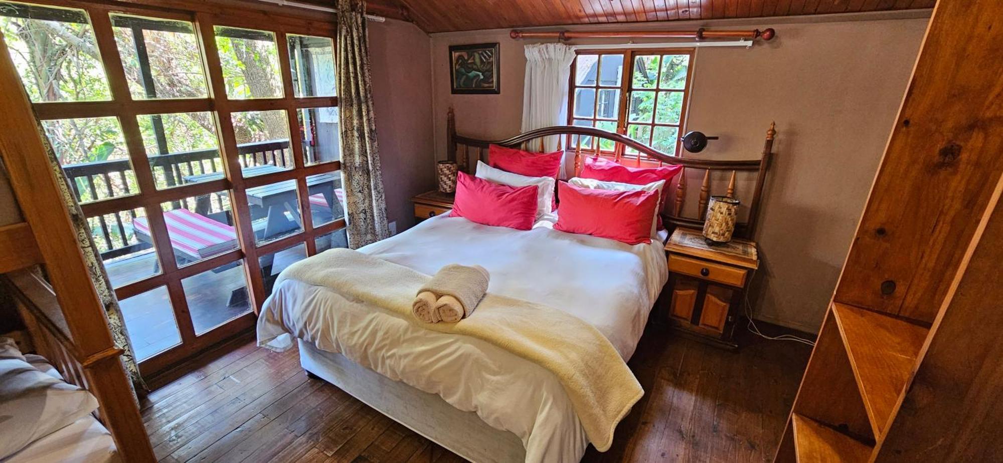 Old Vic Travellers Inn Nelspruit Mbombela Exteriör bild
