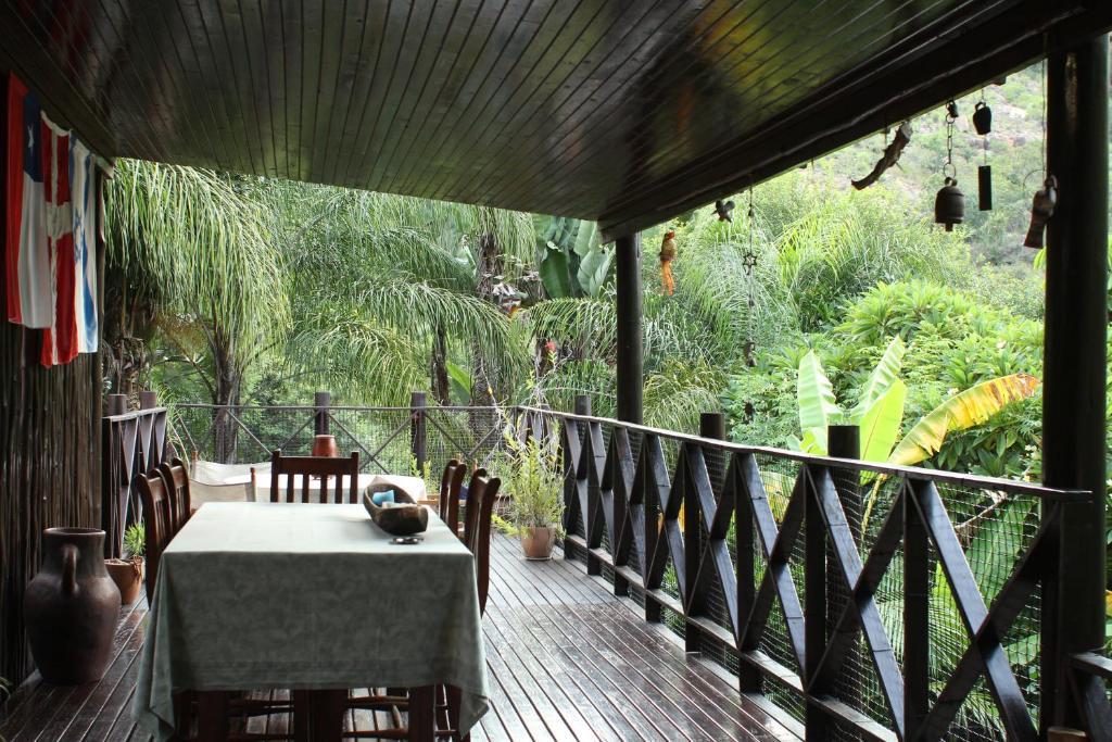 Old Vic Travellers Inn Nelspruit Mbombela Exteriör bild